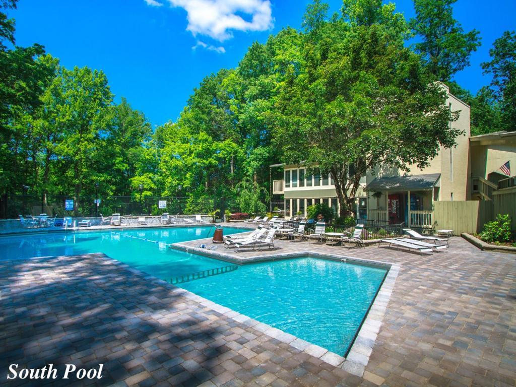 Great Expectations, 3 Bedrooms, Fireplace, Pool Table, Hot Tub, Sleeps 10ガトリンバーグ エクステリア 写真