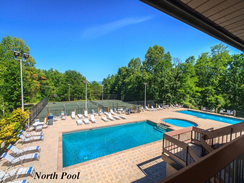 Great Expectations, 3 Bedrooms, Fireplace, Pool Table, Hot Tub, Sleeps 10ガトリンバーグ エクステリア 写真